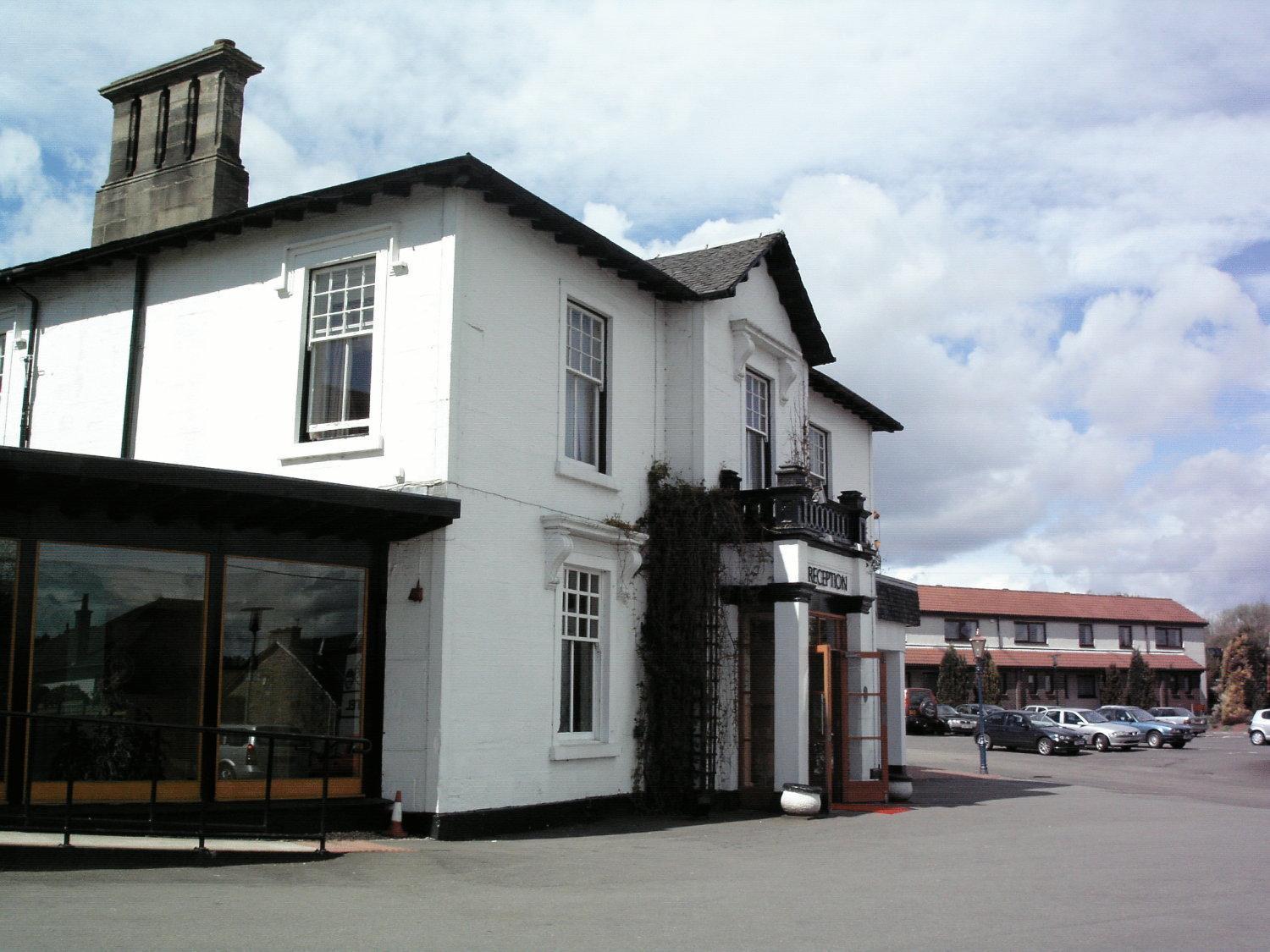 卡斯特卡里豪斯酒店 Castlecary 外观 照片